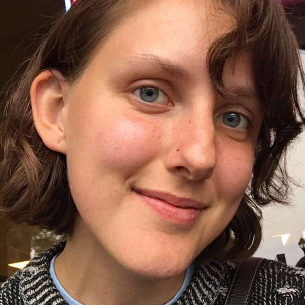 Meet your Posher, Olivia